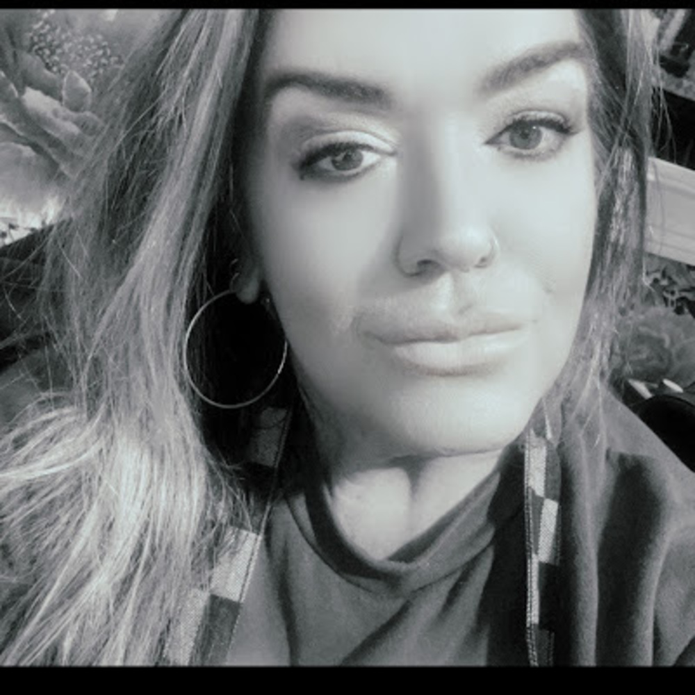 Meet your Posher, Bobbie